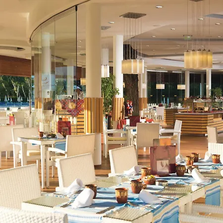 فندق Riu Helios 4*