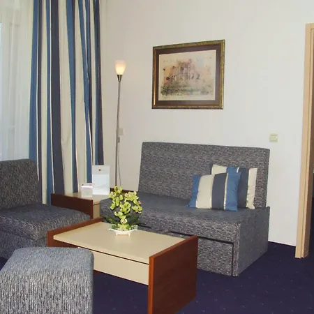 فندق Riu Helios 4*